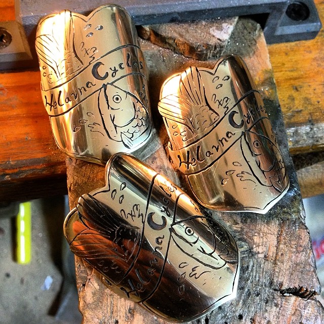 bicycle head badge emblem by Rui & Aguri Fine Jewelry